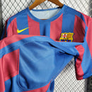 FC Barcelona Retro-Trikot 05/06 - Blau & Rot